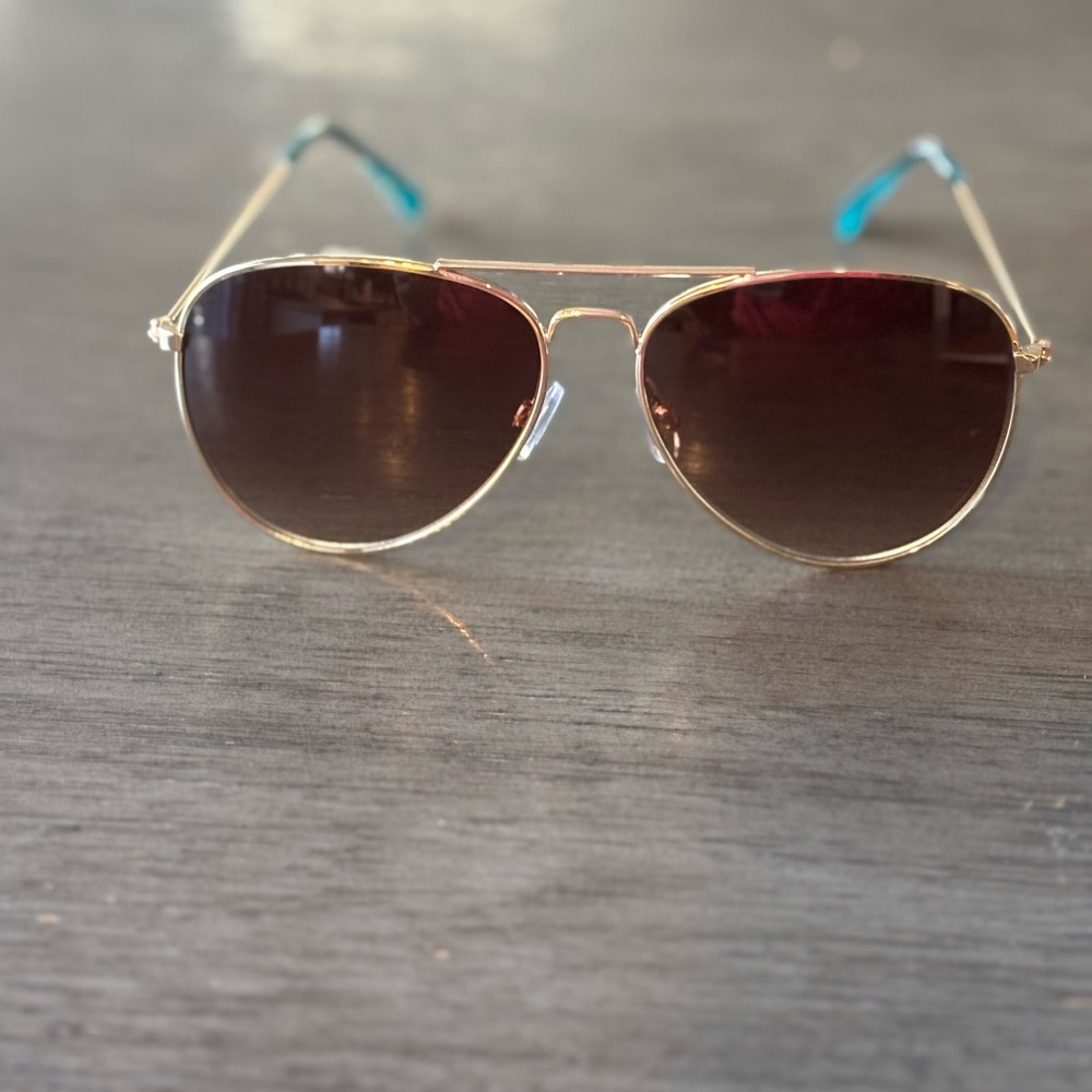 Vera Bradley women’s Gold Aviator Sunglasses with Brown Lenses